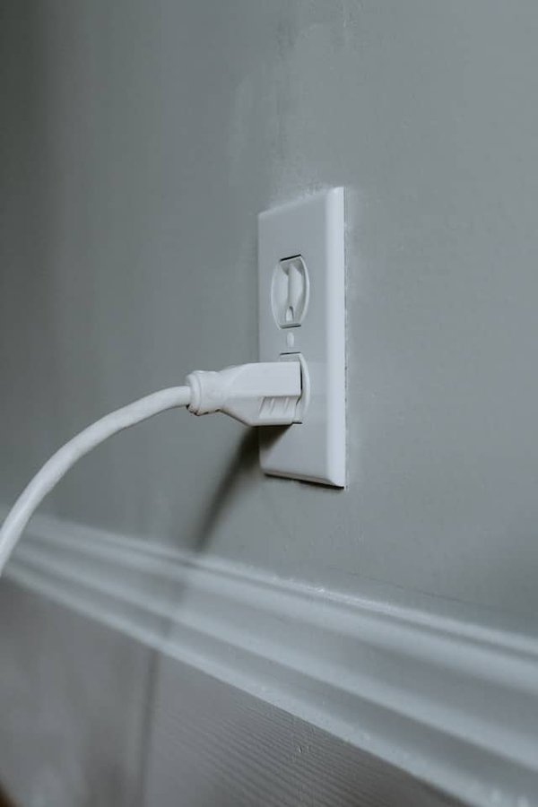Comment réduire votre consommation énergétique grâce à 4 astuces et des aides financières